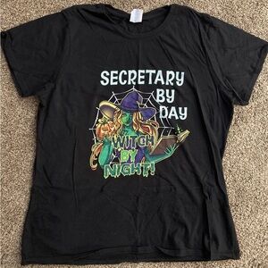 Women’s tshirt black. Funny secretary